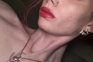 real gentlemen prefer sno 🐰❄ -... - Image 4