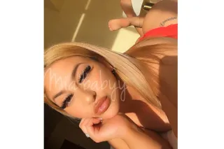 Pretty Blonde Latina 🍑💦 OUTCALLS ONLY - Image 3