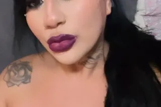 tight wet 💦 - Image 3