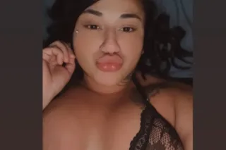 tight wet 💦 - Image 5