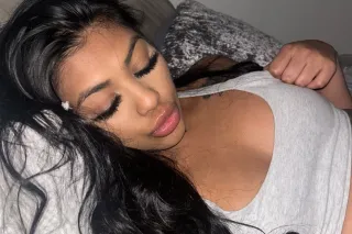 Nice lips 💋 Thick Hips🍑 LATINA/ASAIN MIX - Image 1