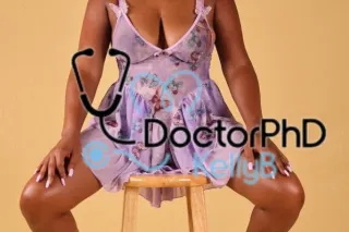 available till 10pm 2 ladies available - Image 4