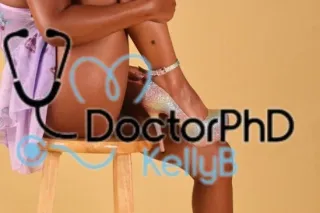 available till 10pm 2 ladies available - Image 5