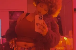 come have fun with a nerdy girl :) - Image 5