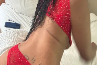 6'6 STALLION BACK IN MORENO VALLEY INCALL AND OUTCALL AVAILABLE - Image 3