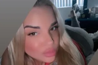 🥶Brand New Pierced Blonde Babe W/ 36 DDDs 😜 Ready To Play Now🥰 - Image 2