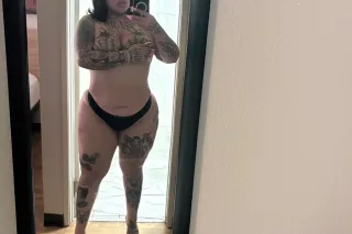 Its my Birthday come see me👅 2 girl special available ! Ask about my Qv, Hhr and Hr incall Specials!!!💦 - Image 3